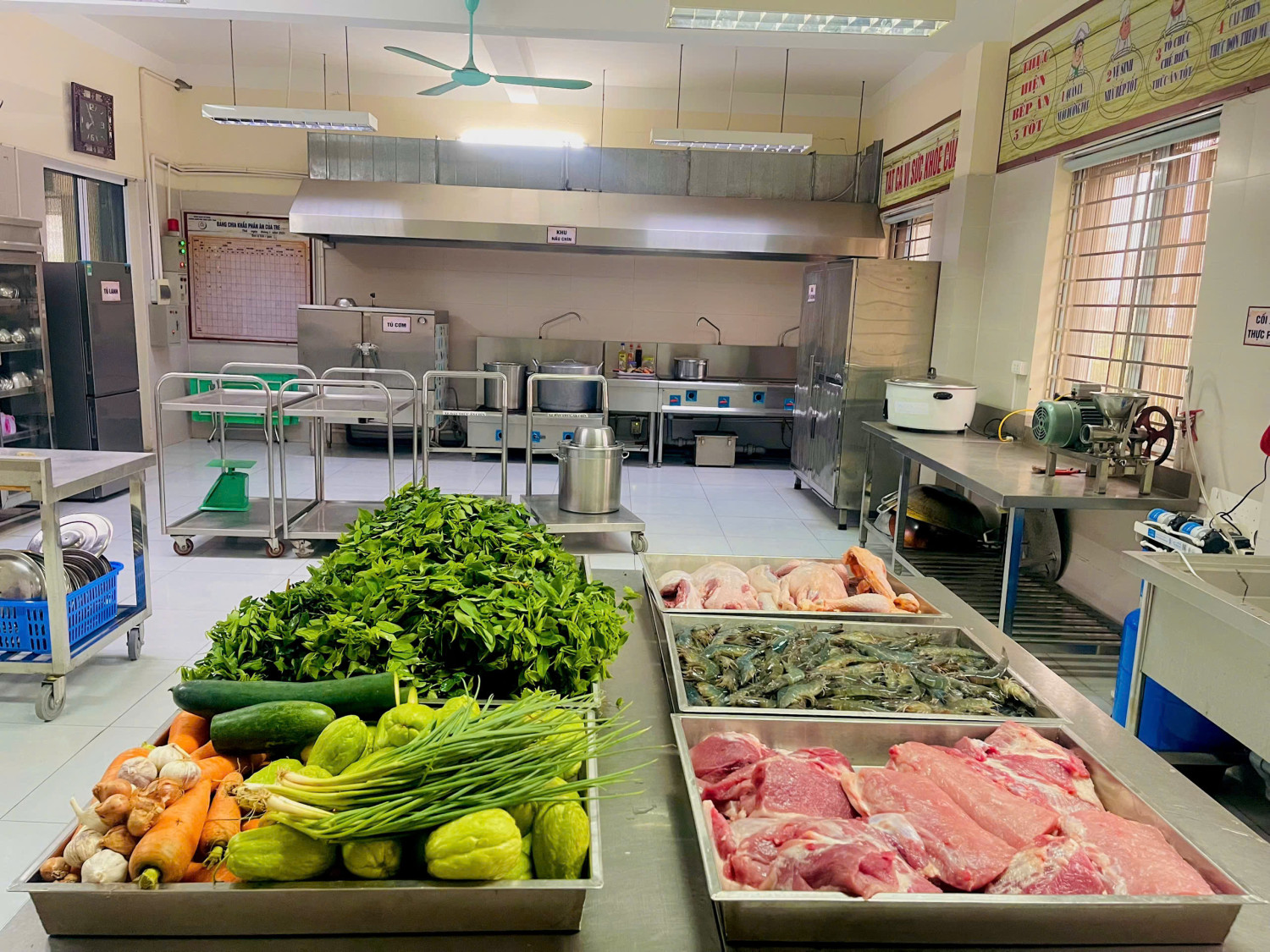 z7682559409840 94ef06b02840937f086587ce3eb3c823